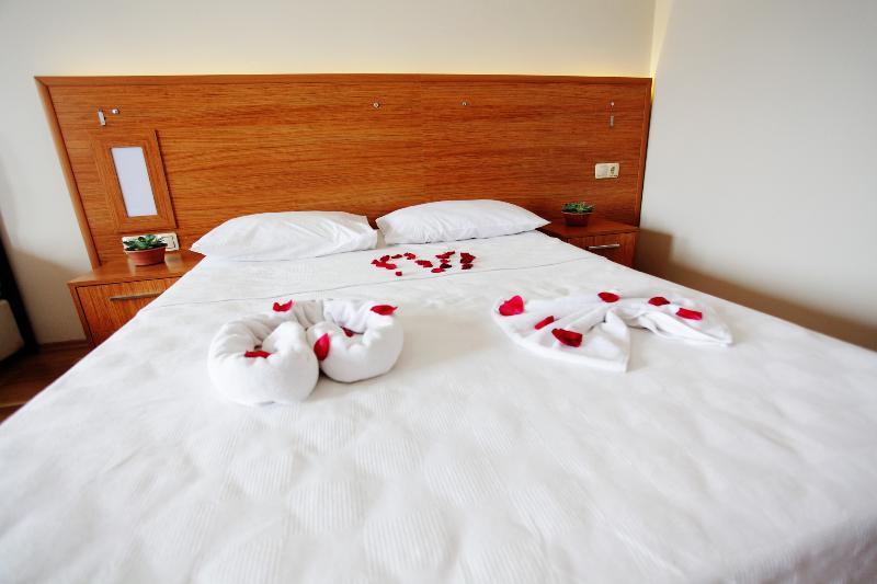 Can Hotel Бодрум Екстер'єр фото